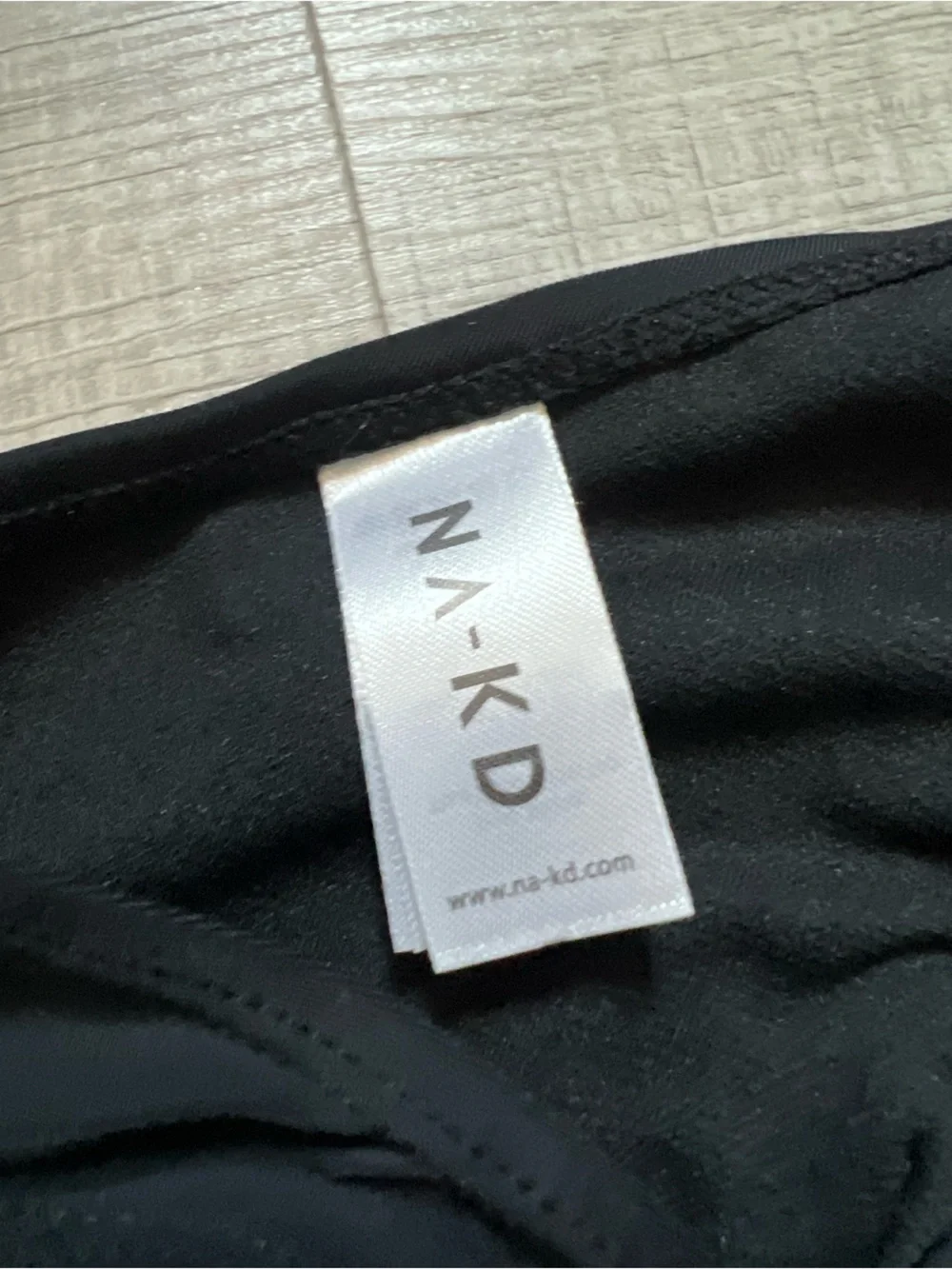 Na-Kd minimalist straps
