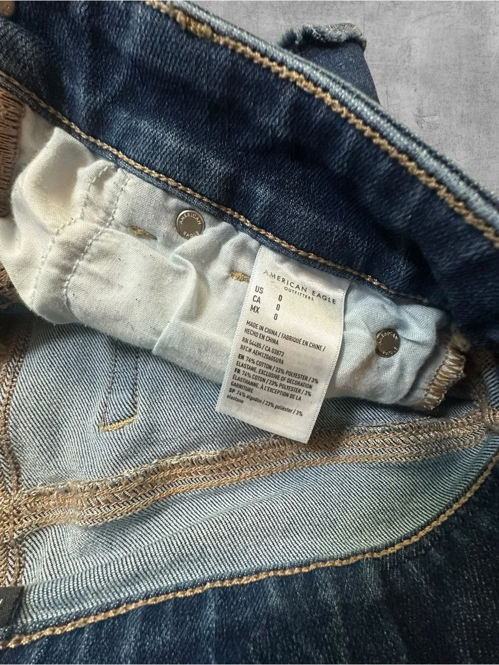 American Eagle Outfitters casual distressed