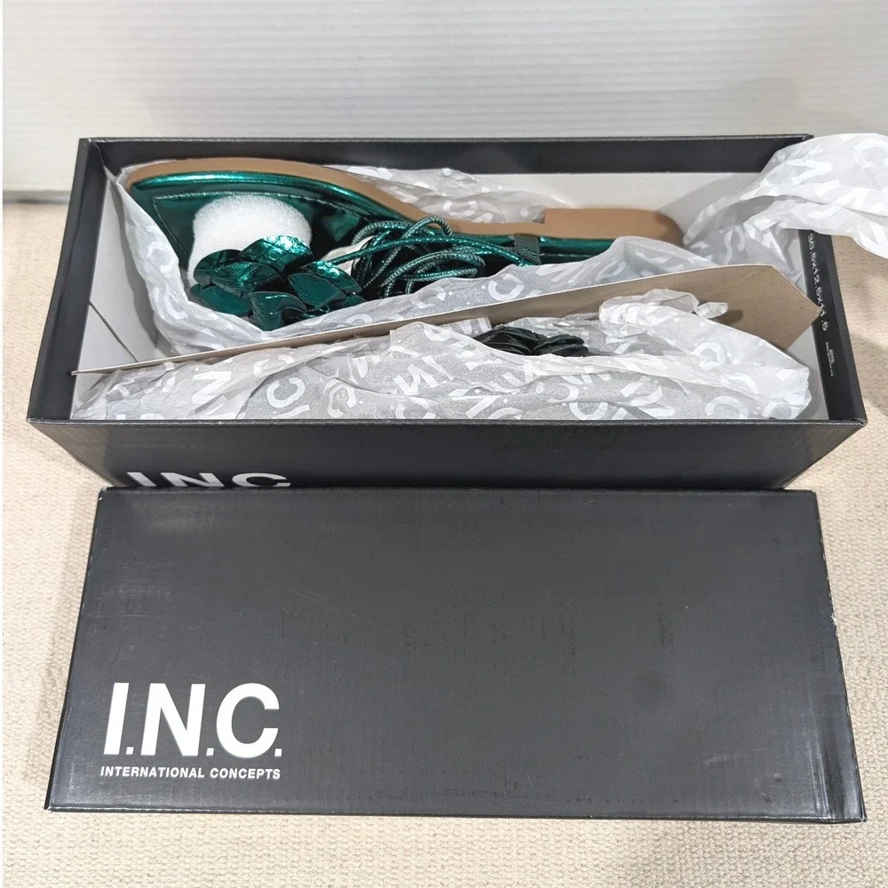 INC International Concepts inc international