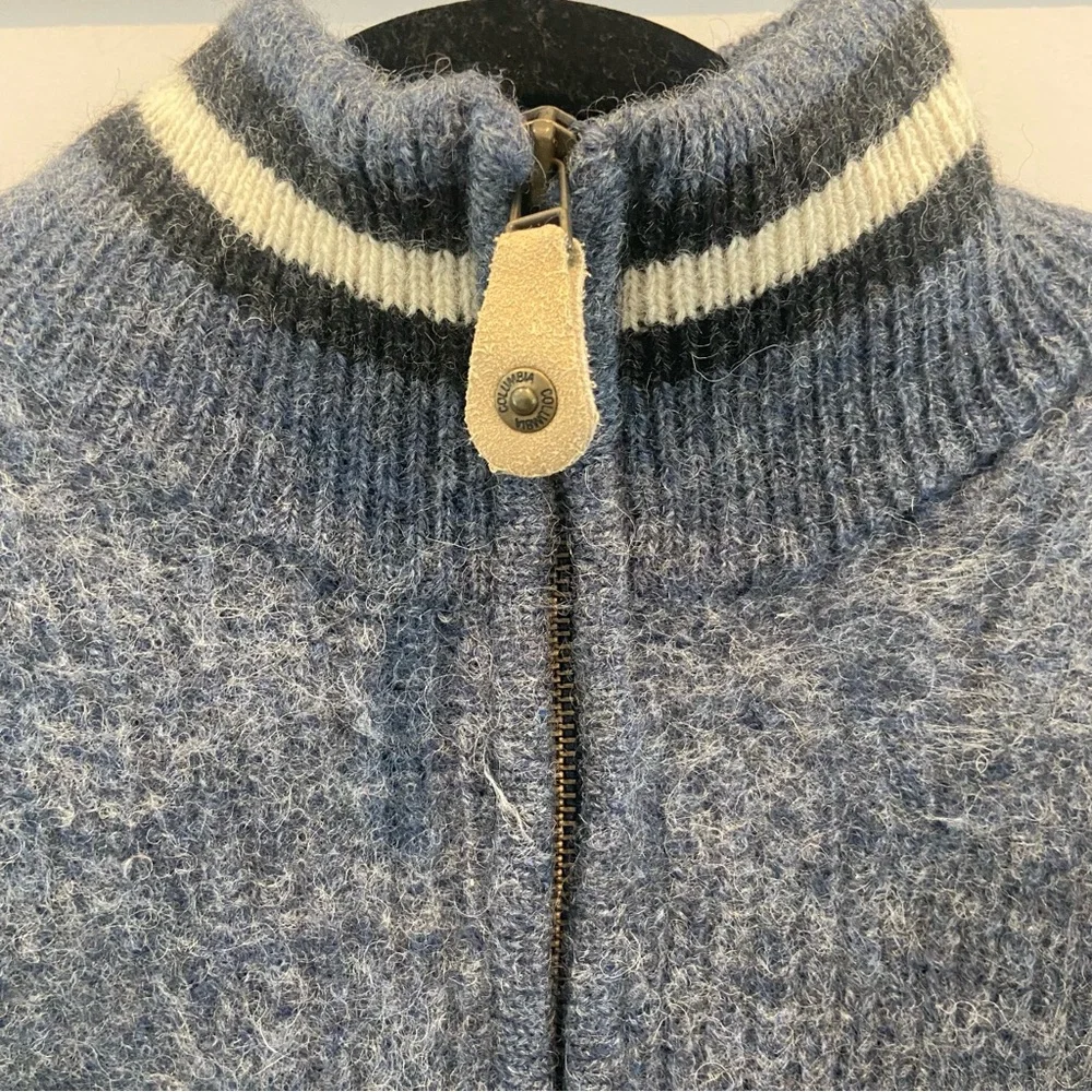 COLUMBIA Vintage 90’s Shetland Wool Sweater 1/4 Zip Mock Neck Small
