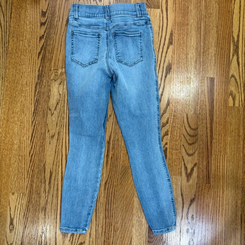 SPANX Light Blue Straight Leg Women's Jeans (XS)