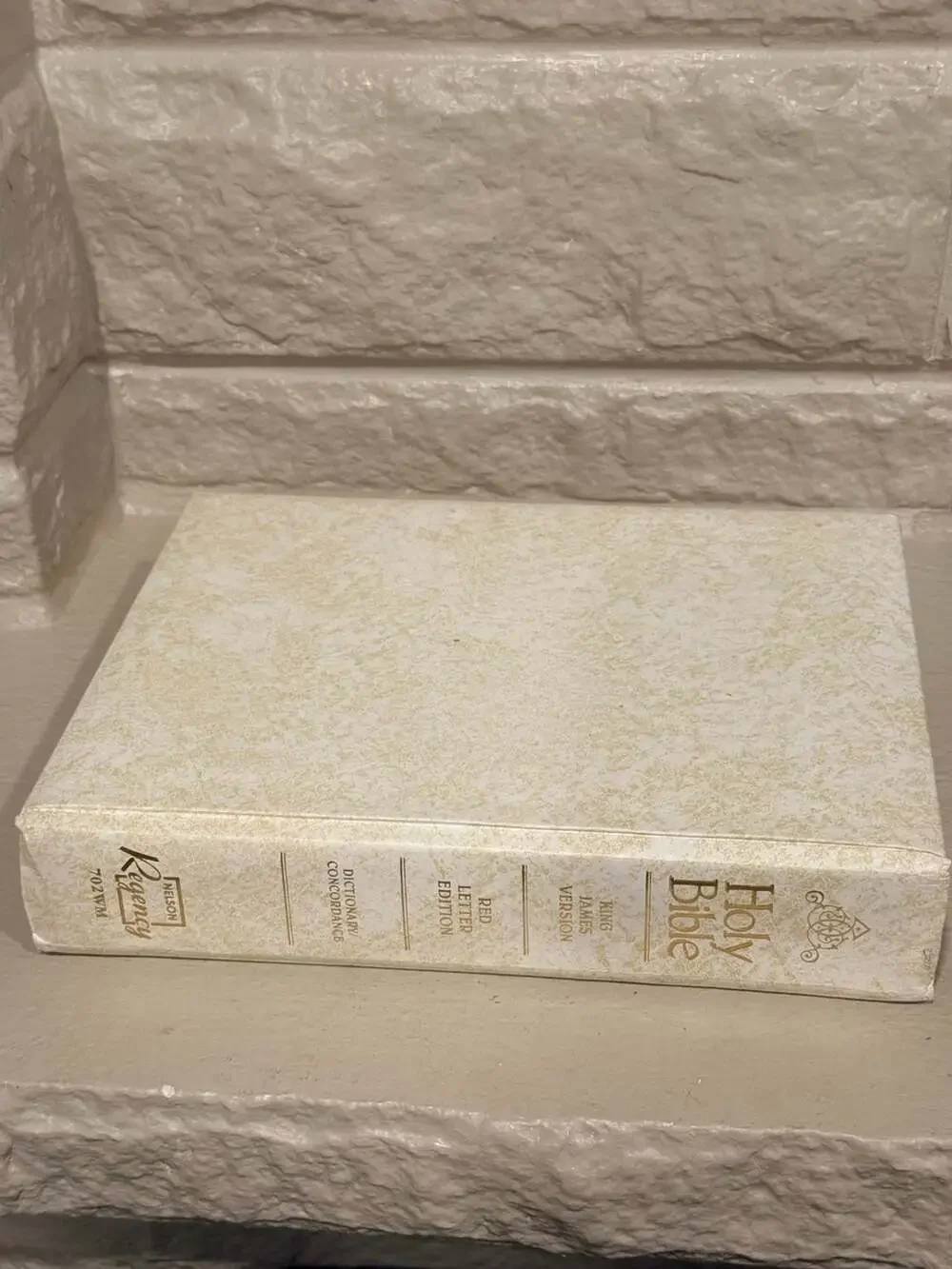 Thomas Nelson gently used