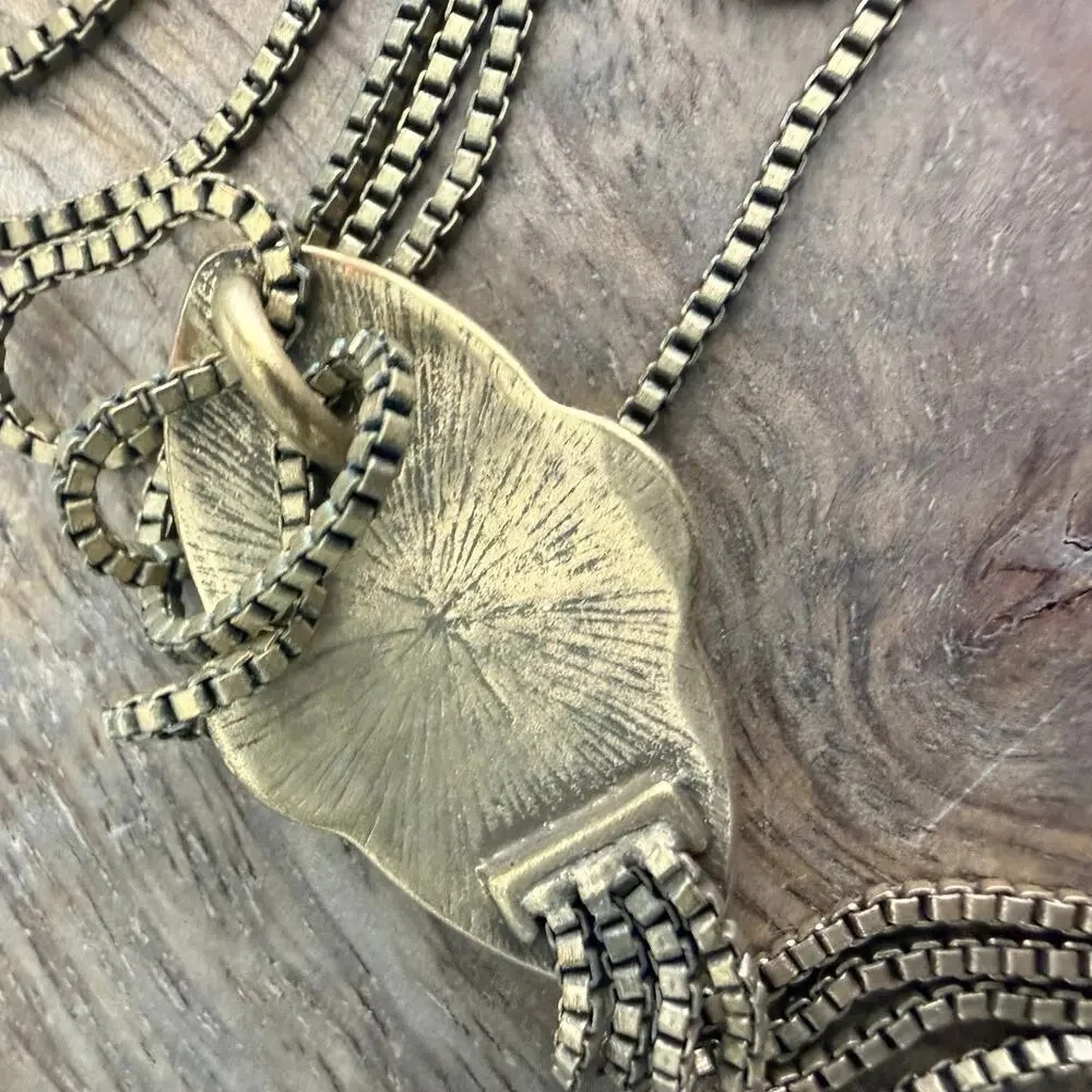 Unknown vintage drop