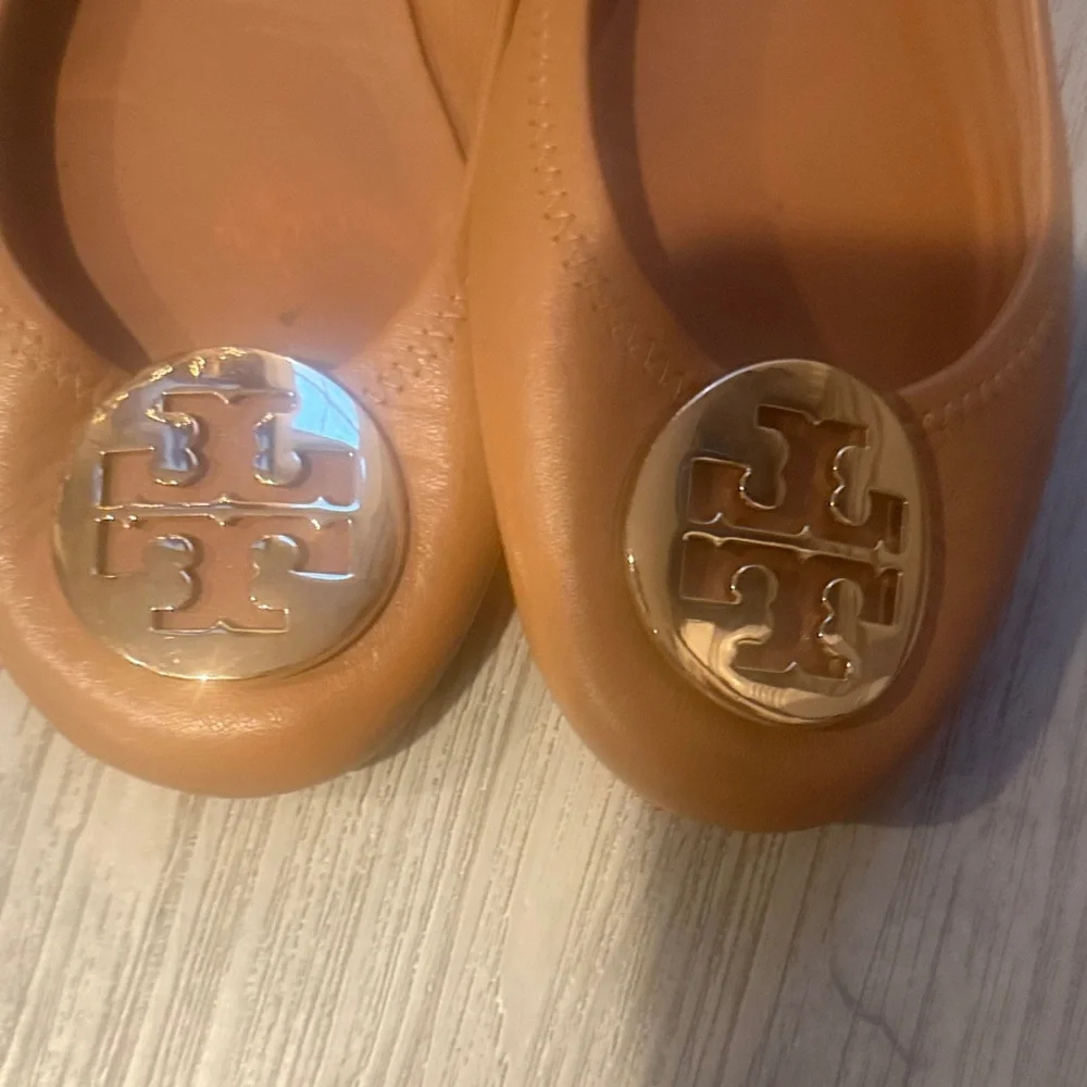 Tory Burch Camel Flats with Gold Logo