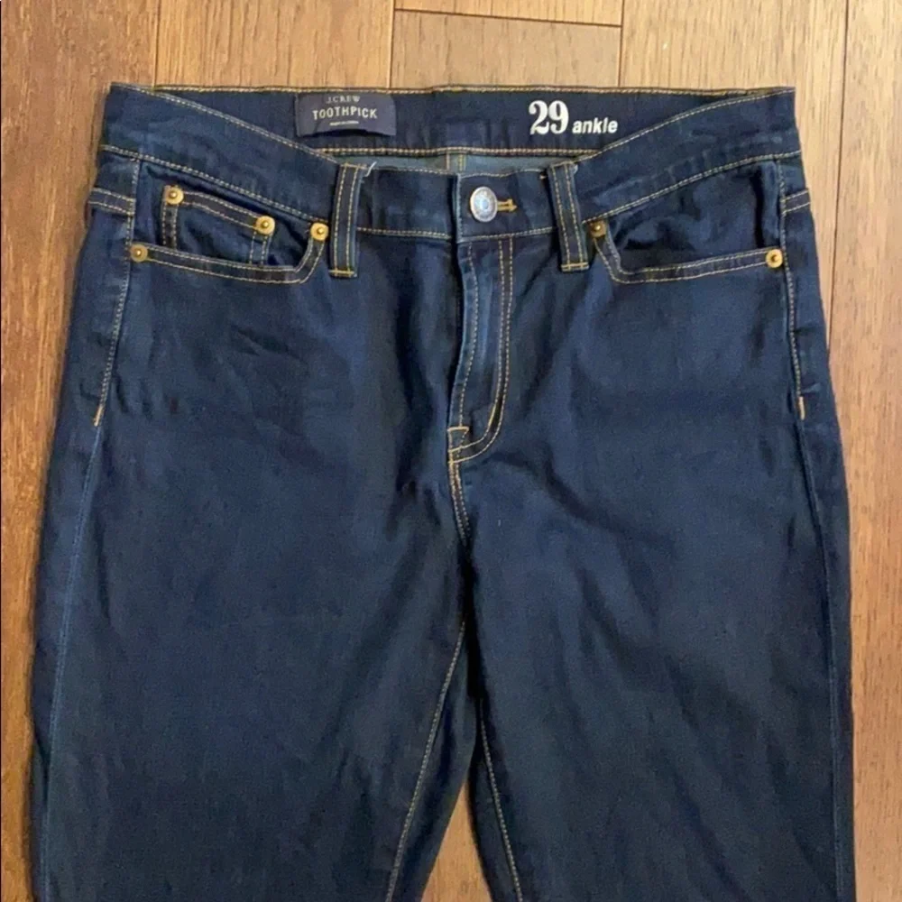 J. Crew excellent from