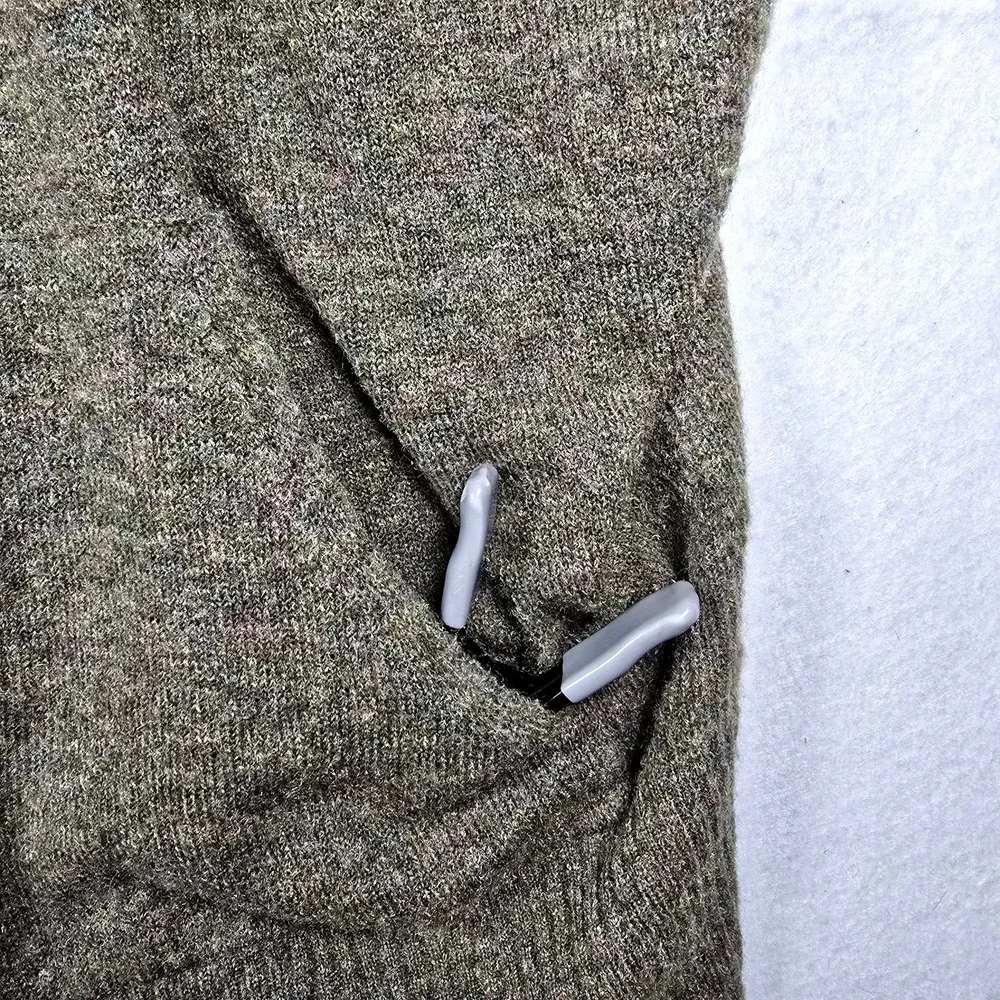 Banana Republic sweater see