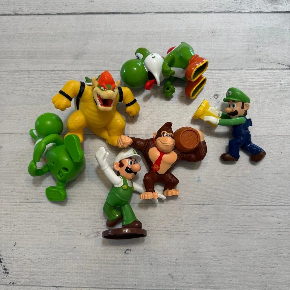 Super Mario brothers misc‎ McDonald's happy meal toys
