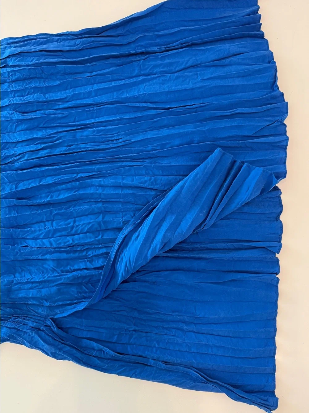 Club Monaco vibrant blue
