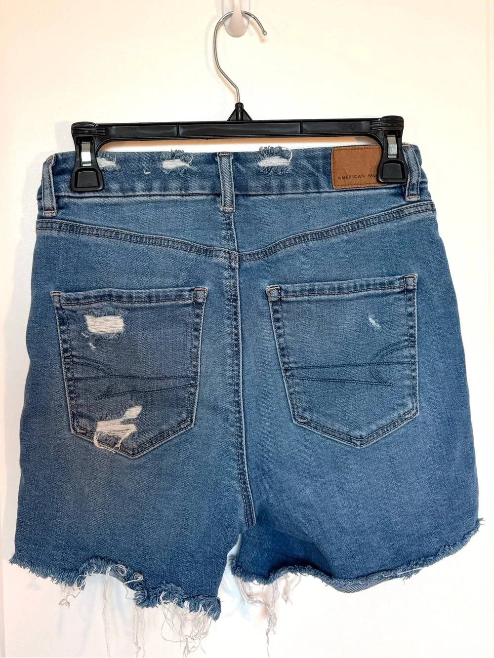 American Eagle Outfitters can style