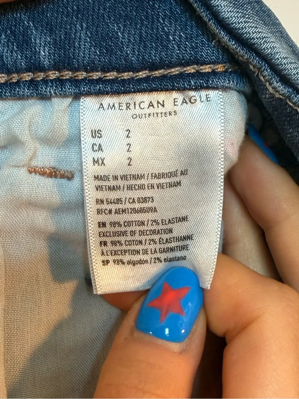American Eagle Outfitters rise hem look