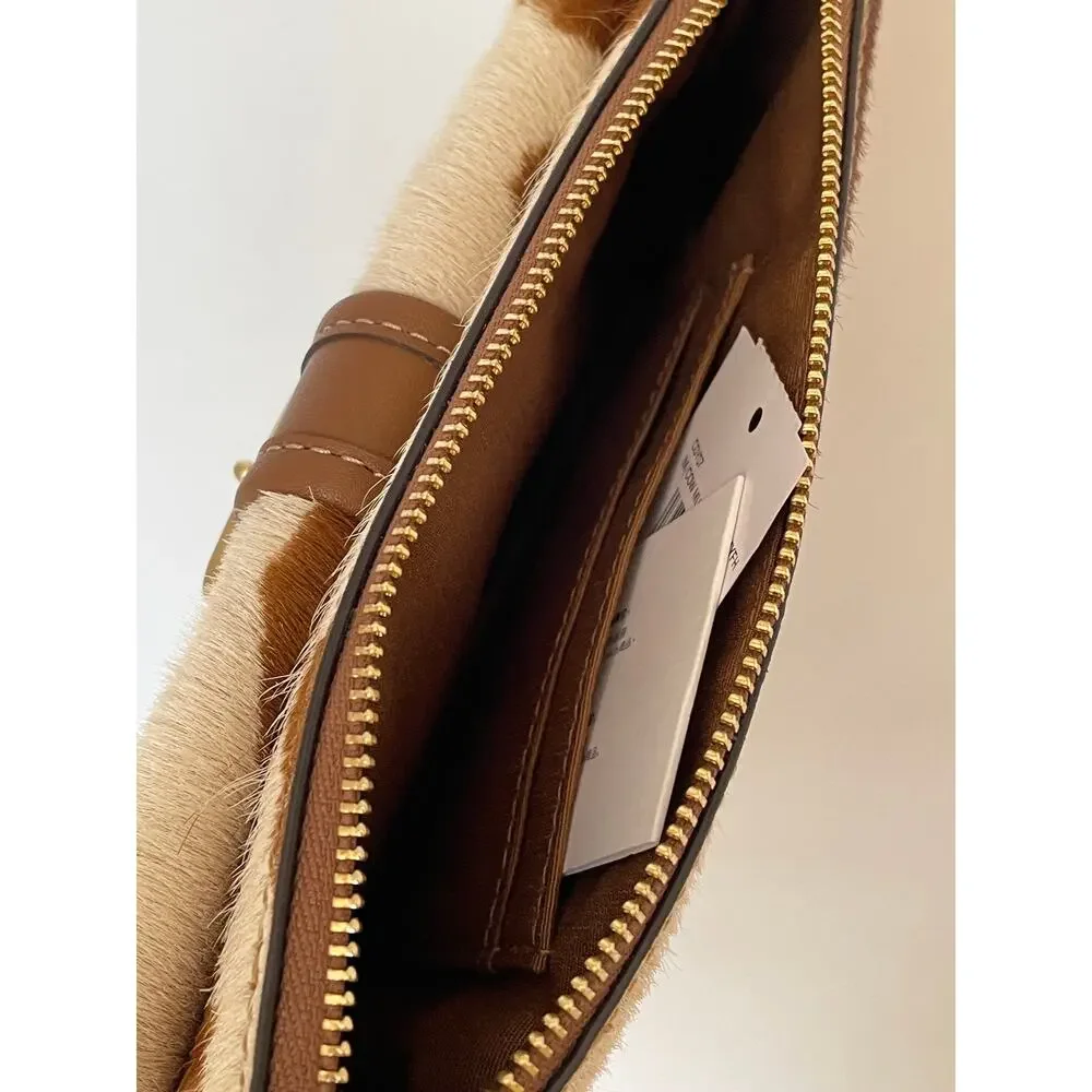 Coach ashton wristlet