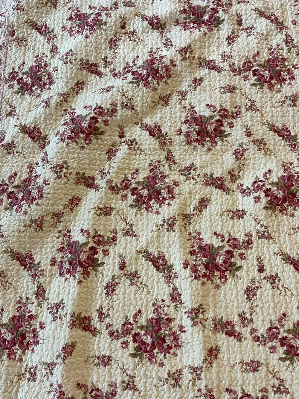 Source Unknown lightweight quilted