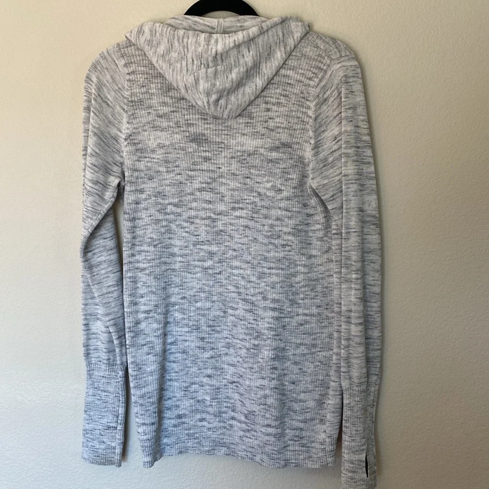 Akini light wear