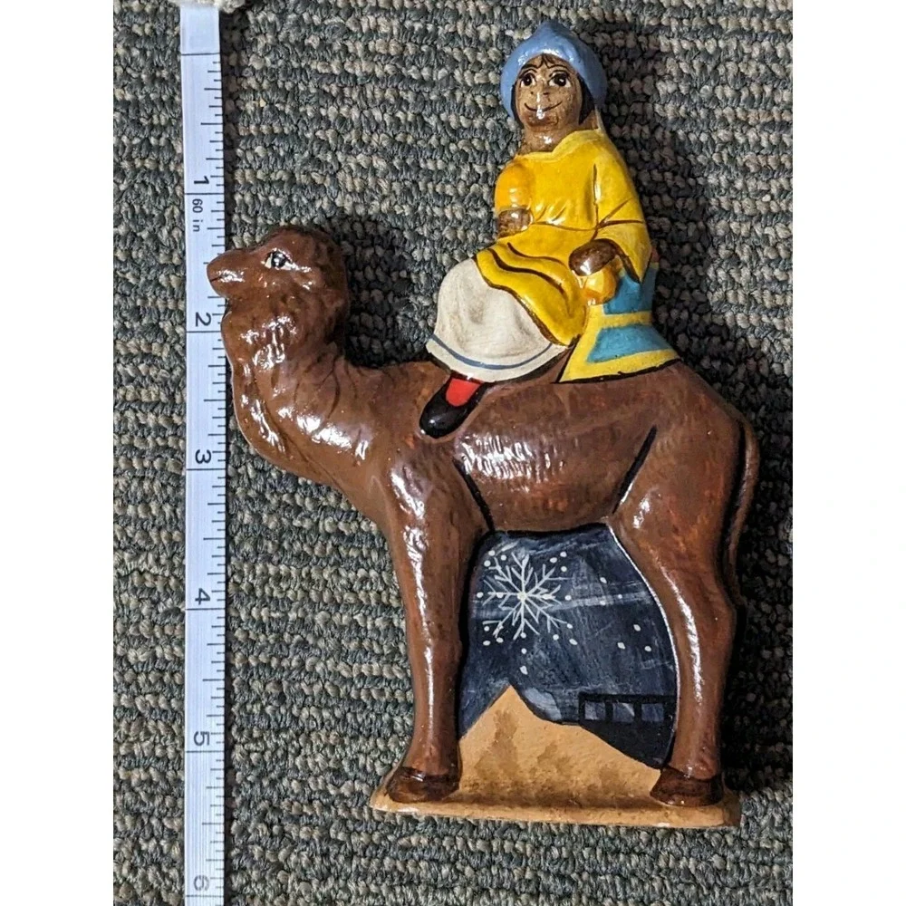 Vaillancourt Folk Art Christmas Nativity Wise Man King Gaspar Camel #260 2014