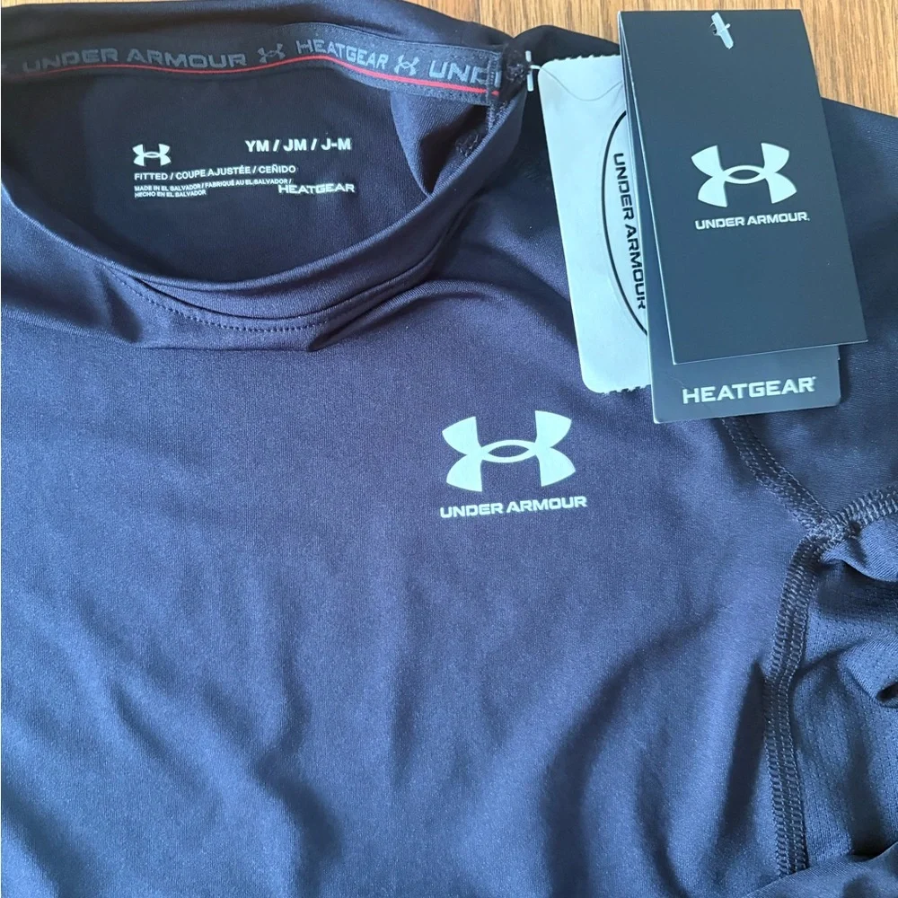 Under Armour Boys Black Short-Sleeve HeatGear Tee (2)