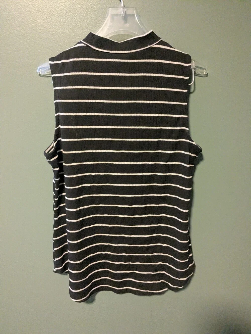 Apt. 9 sleeveless mock