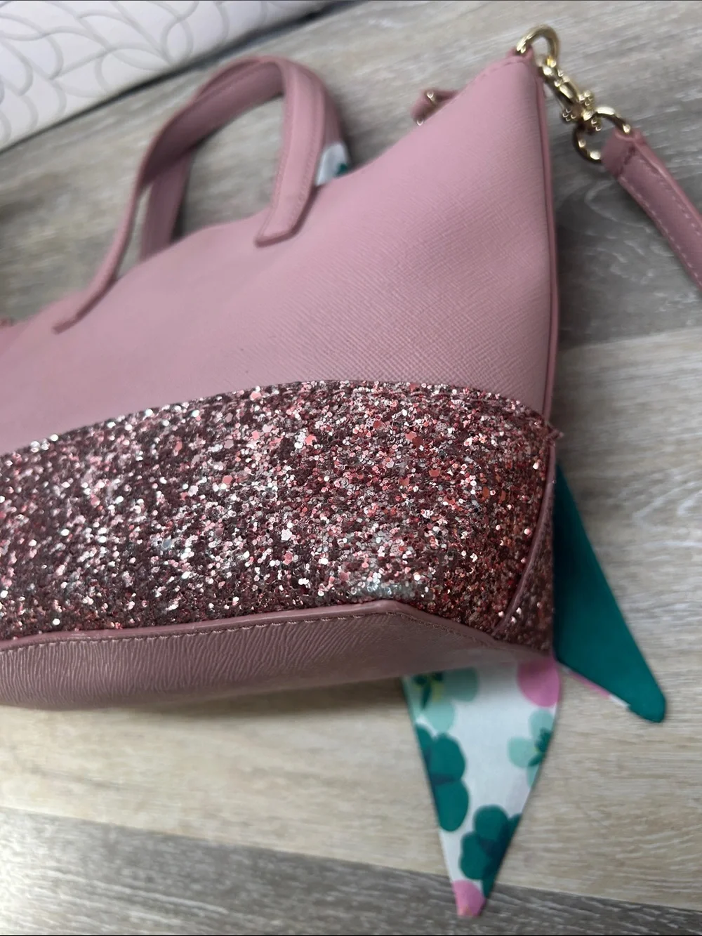 7769 kate spade Blush Pink Top-Handle Tote 417769