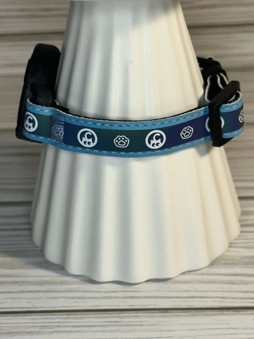 N/A cat design 9”