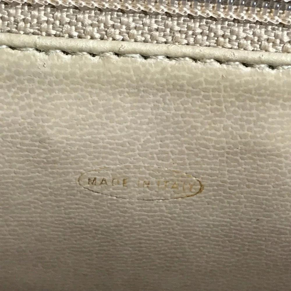 CHANEL team meets card
