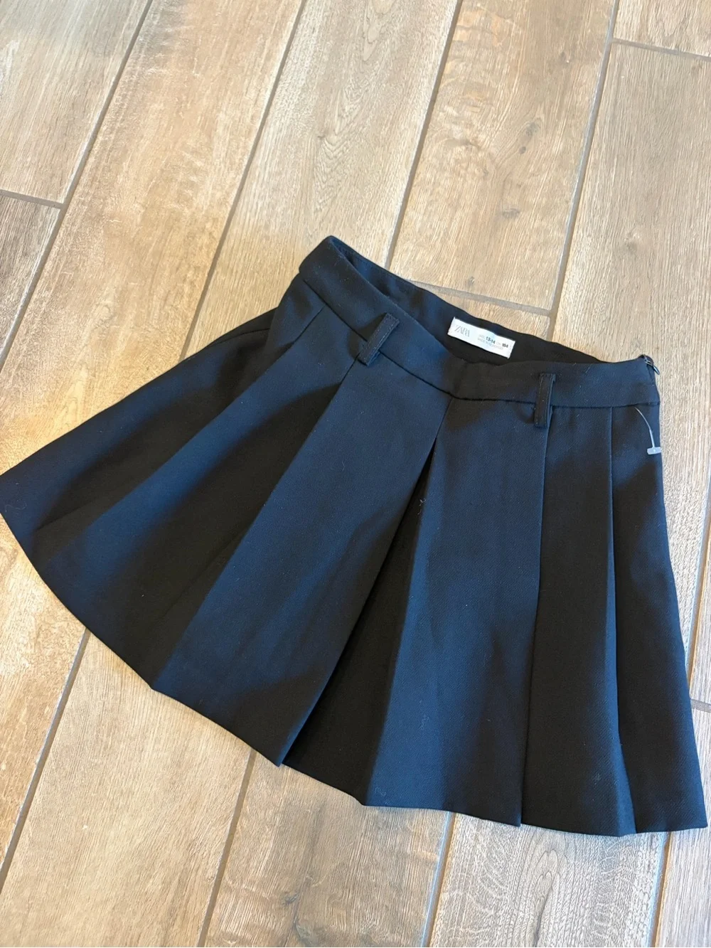 Zara black pleated