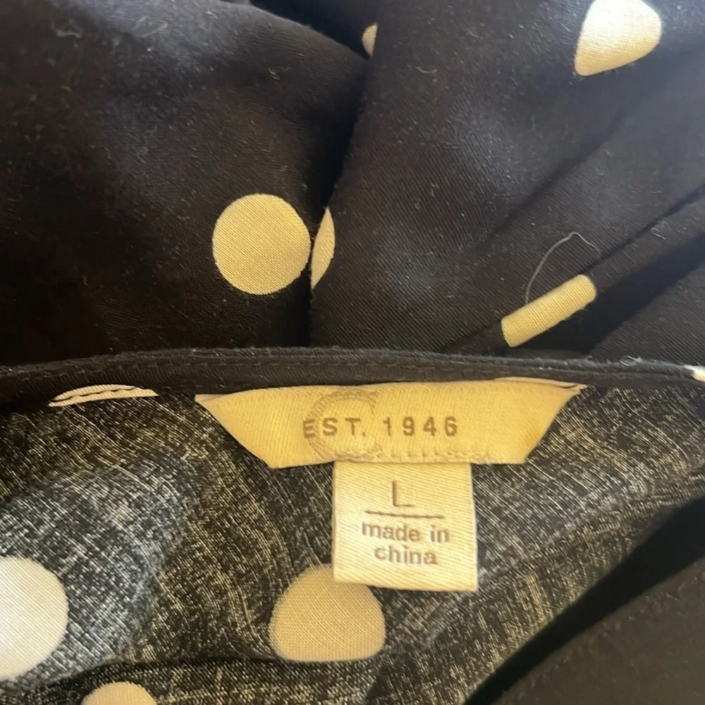 C Est. 1946 very feminine