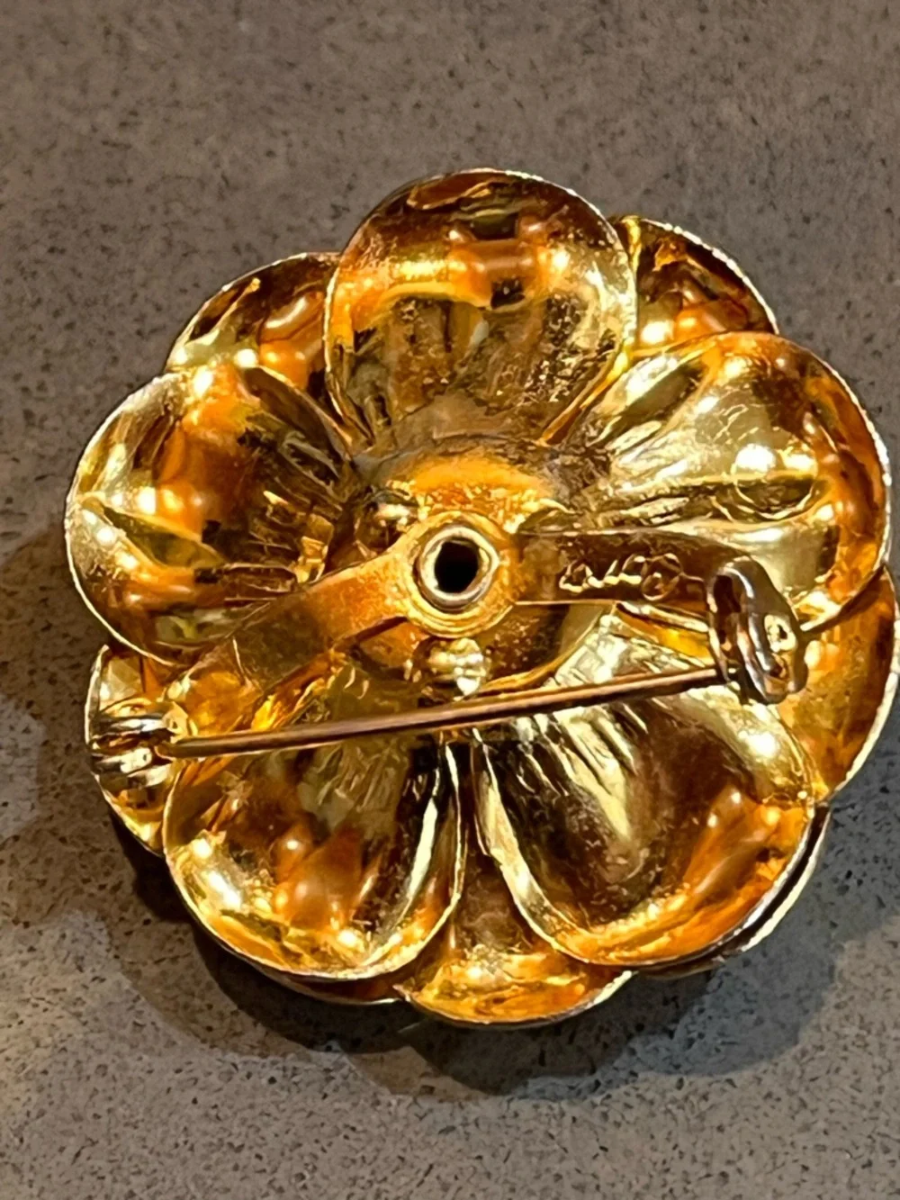 Vintage Coro Gold Tone Textured Petal Camellia Flower Brooch w/Faux Pearl Center