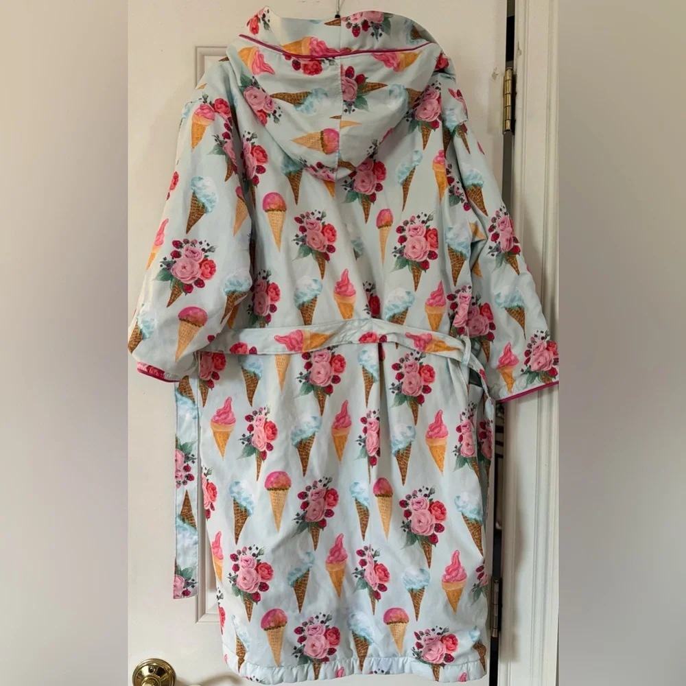 Posh Peanut Light Blue Ice Cream & Floral Hooded Robe