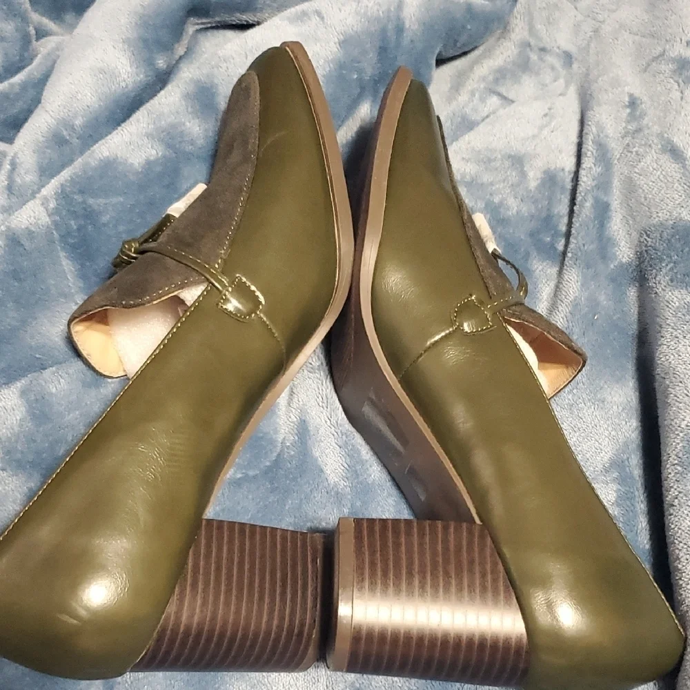 Journee Collection new without