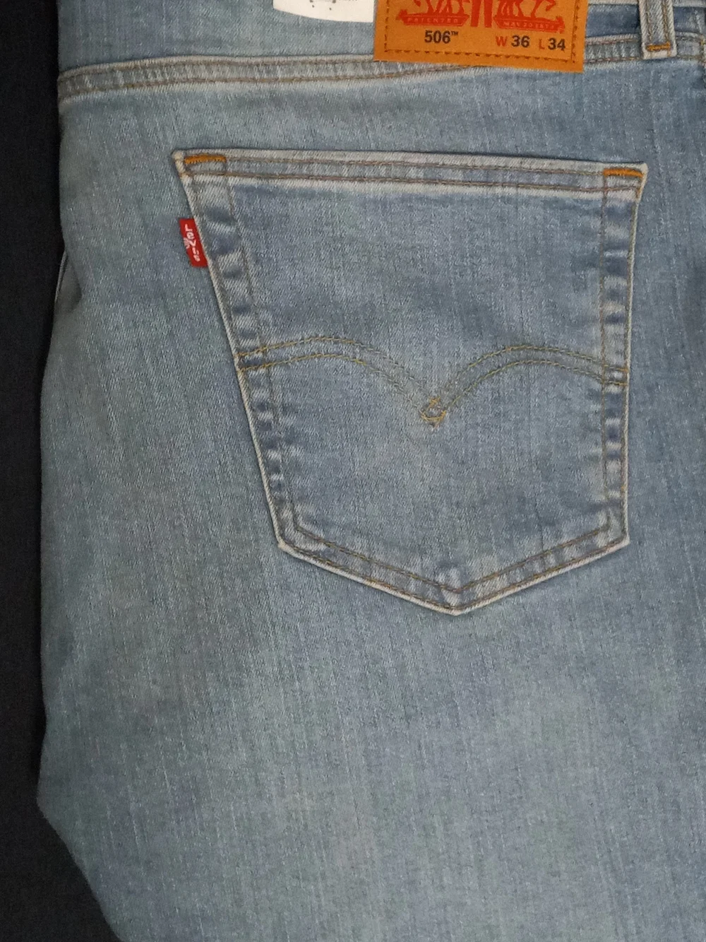 Levis modern style light