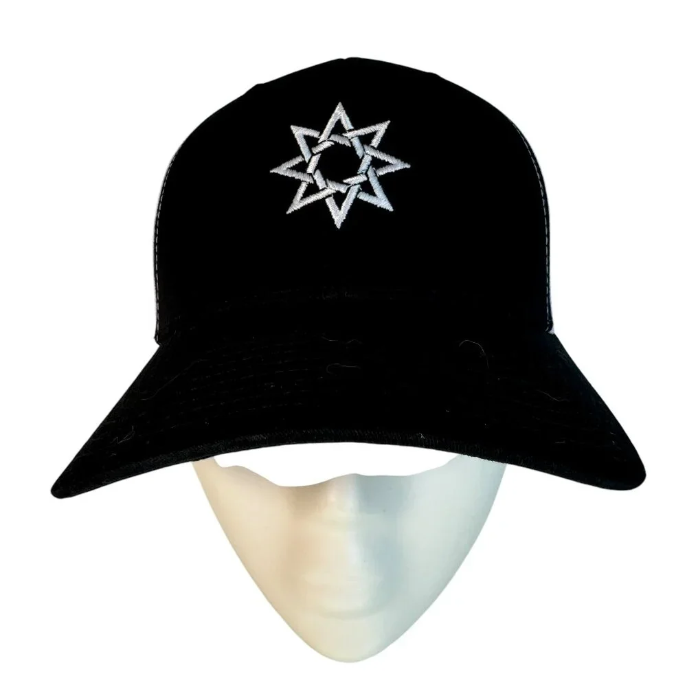 N/A white pointed