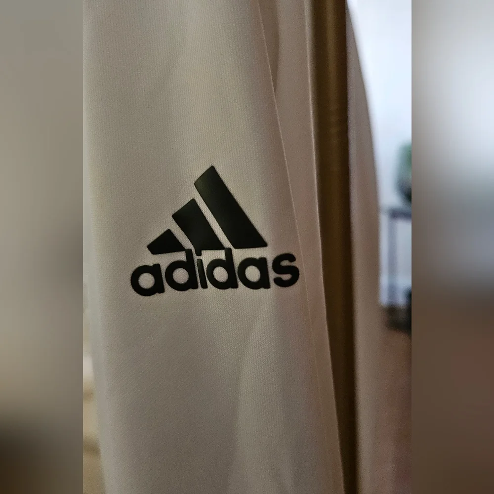 adidas stay comfortable