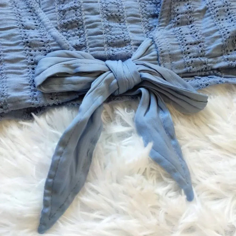Free People 18 top chest