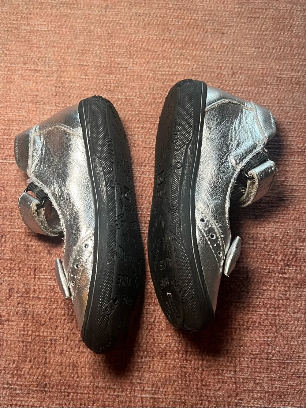 Froddo Kids US 7 Barefoot Eco Silver high top Mary Jane Shoes Size 23 Comfy