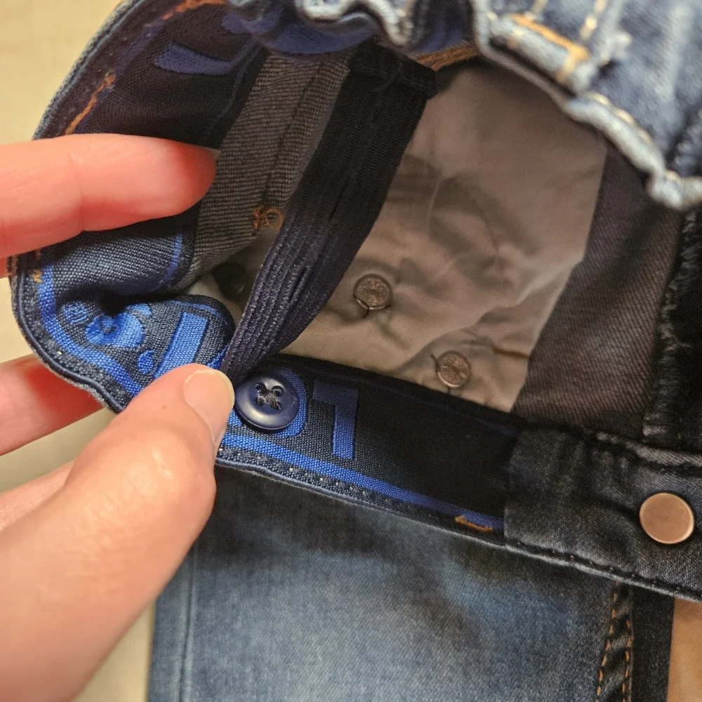 Levis little levi