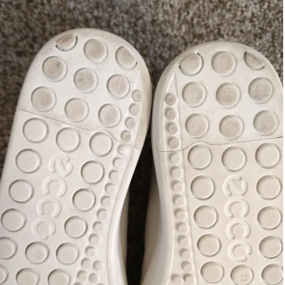 Ecco minimal white