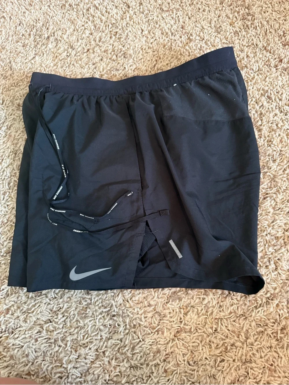 Nike mens under