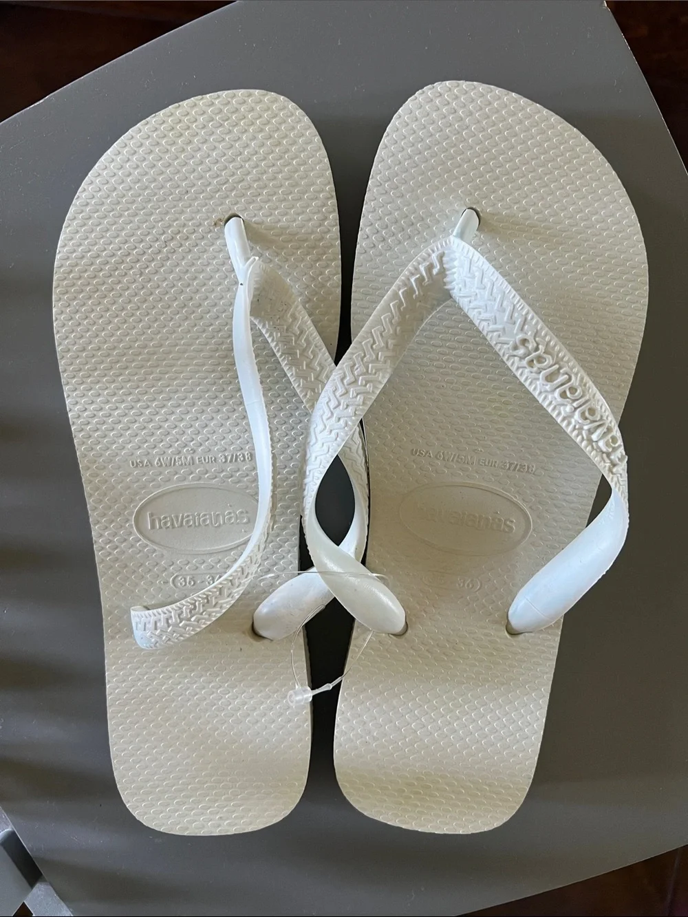 Havaianas Women’s Flip Flops in White Size 6W/5M