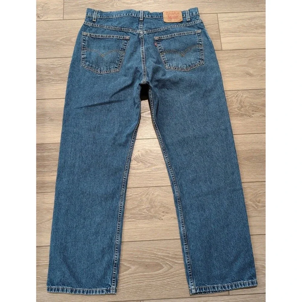 Levis men jeans