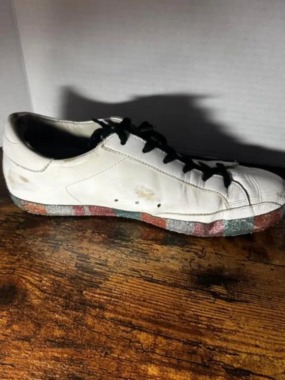 Golden Goose left sneaker