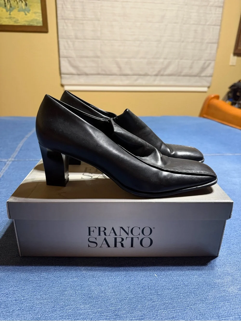 Franco Sarto sleek black