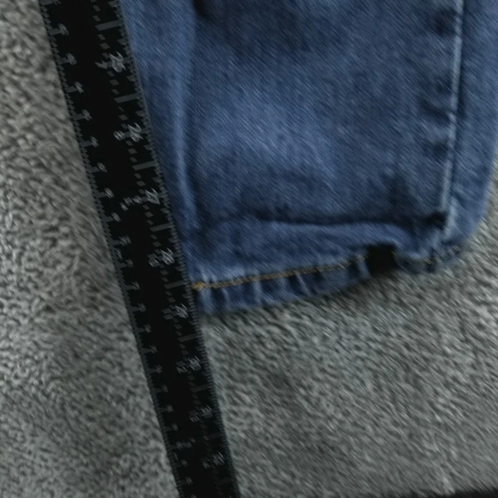 Levis before purchasing