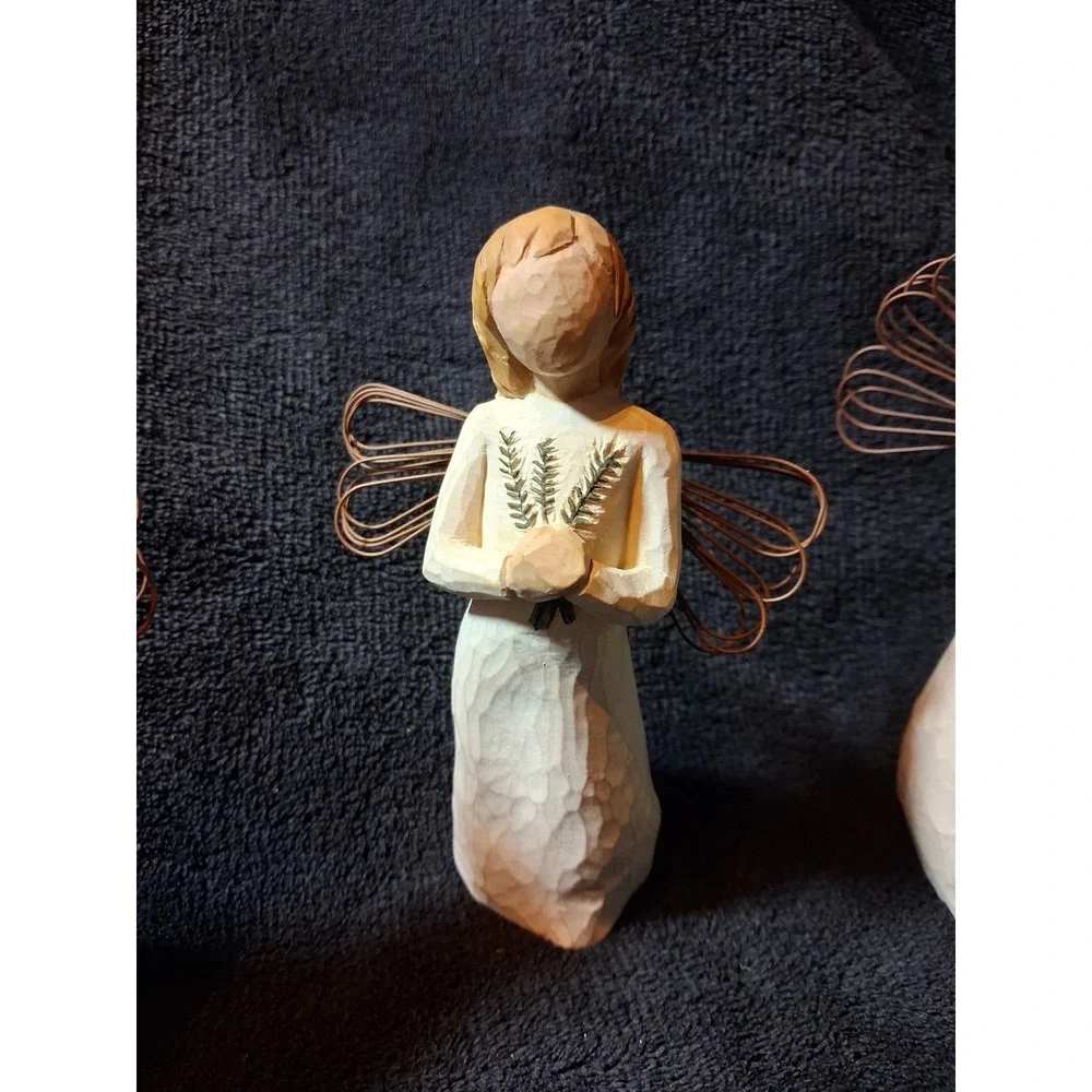 Willow Tree Angel Figurine Set of 3 Heart Remembrance Celebrate Susan Lordi