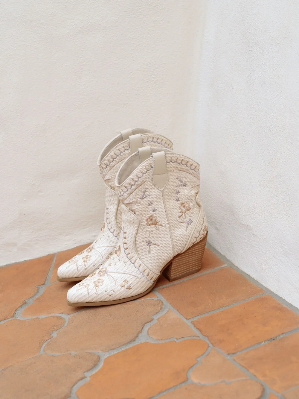 MIA worn once