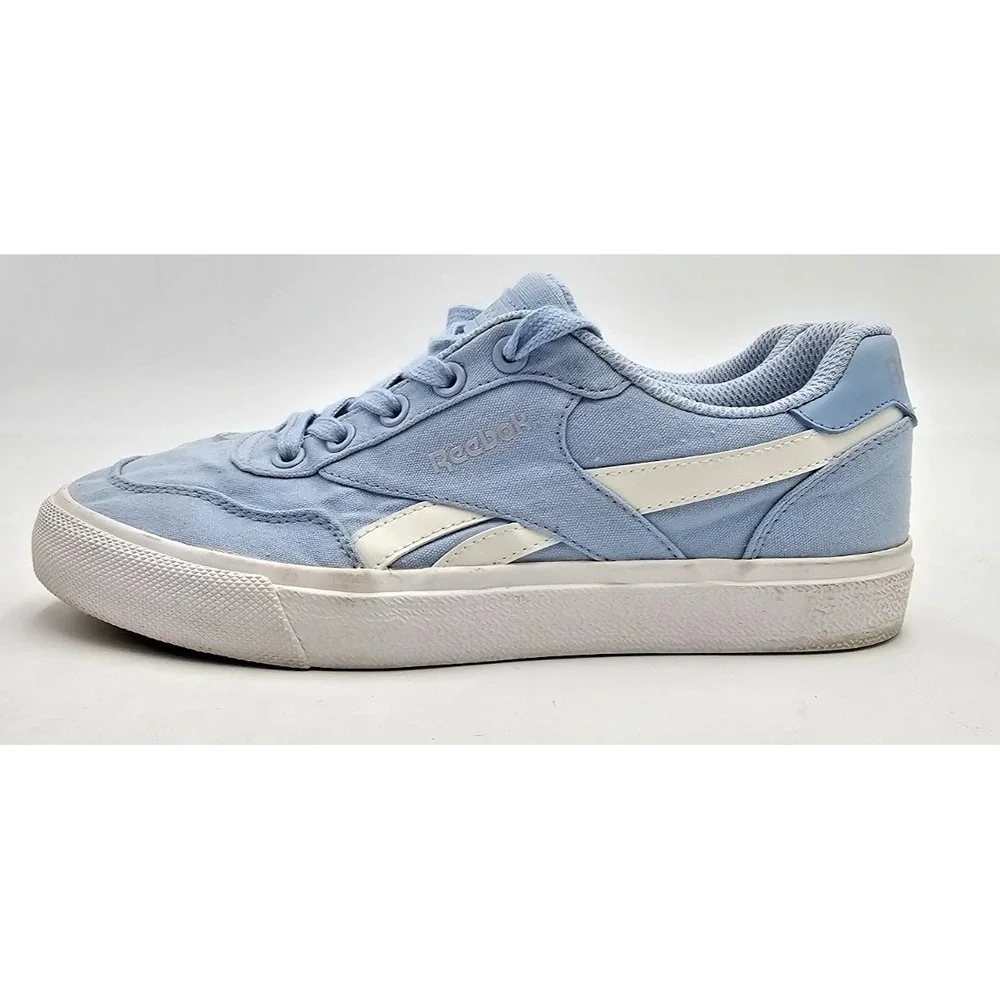 Reebok wear dirt sole