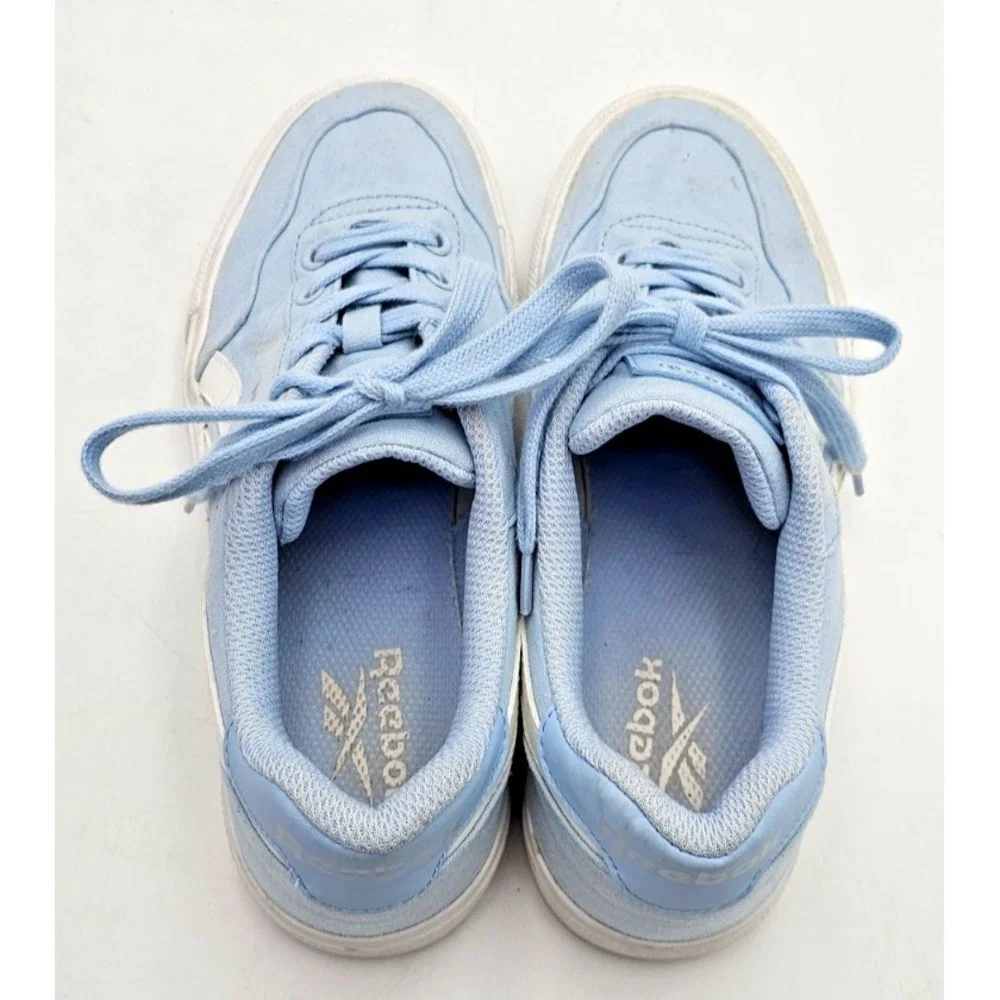 Reebok modern features