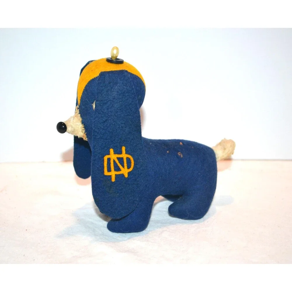 Notre Dame 1940s Wool Dog