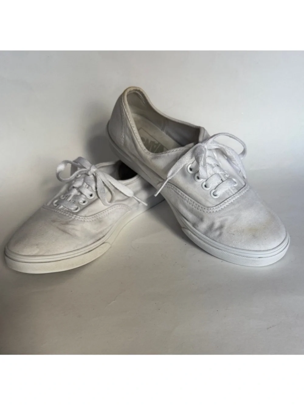 Vans authentic white
