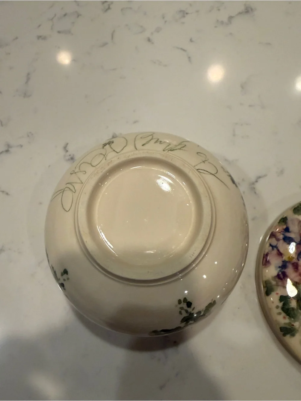 Studio Pottery signed hand