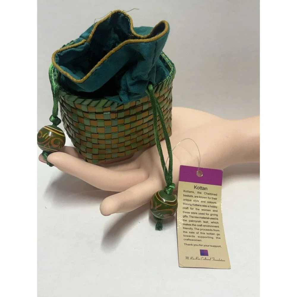 The Unbranded Brand kottan basket