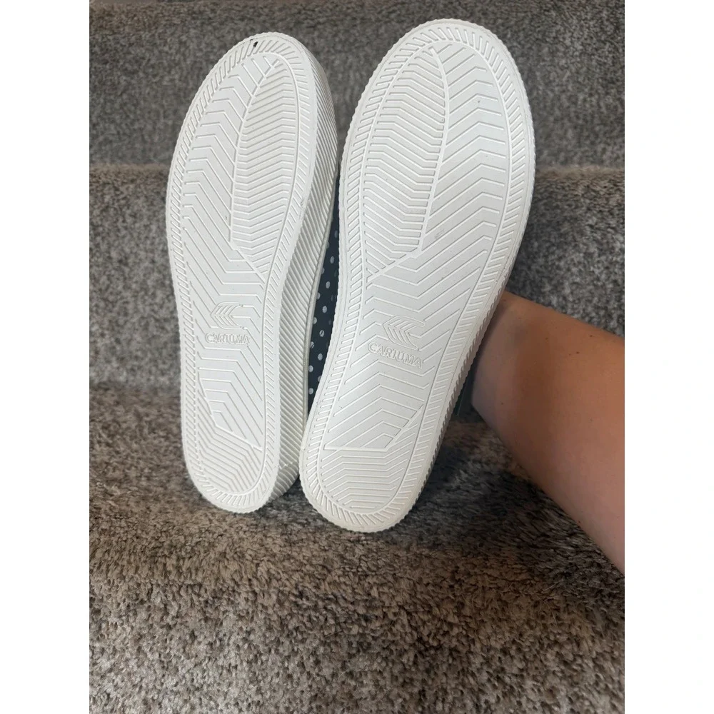 Cariuma NWT OCA Low Canvas Sneakers  Black/White Polka Dot M 8/ W 9.5